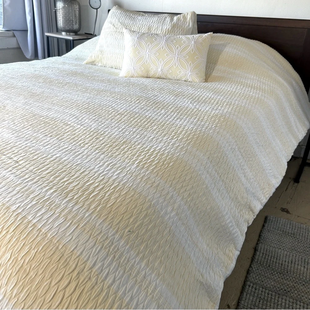 CLOTH & CANOPY Yellow White Stripe Queen Comforter Set 3pc #0911245